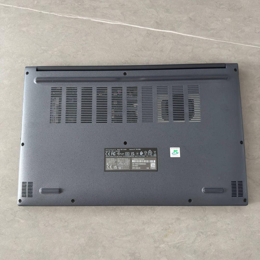 ASUS VivoBook X1502VA ノートPC 15.6インチ