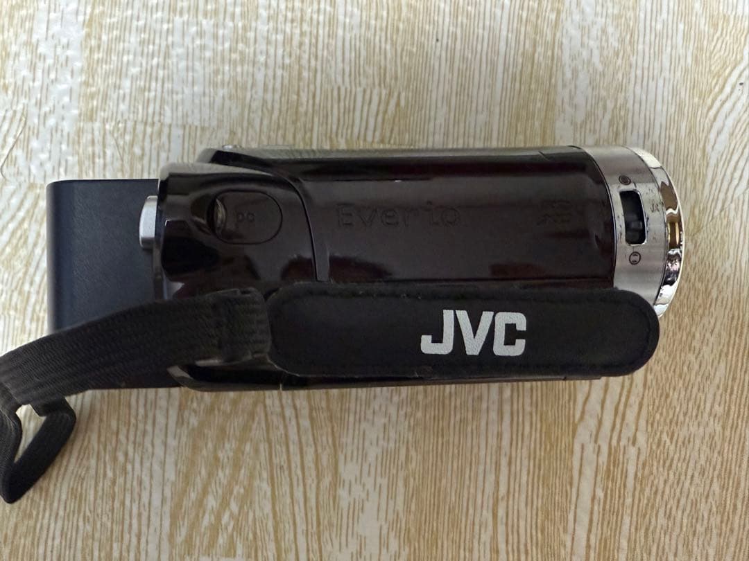 JVC Everio GZ-E225 フルHDビデオカメラ