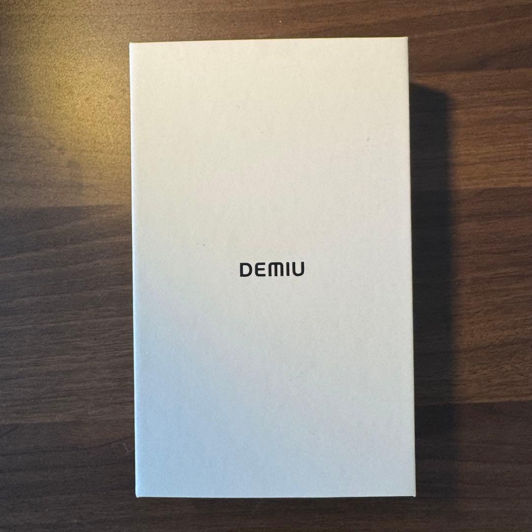 【新品未使用】DEMIU パールカラー 手帳型ケース ストラップ付き