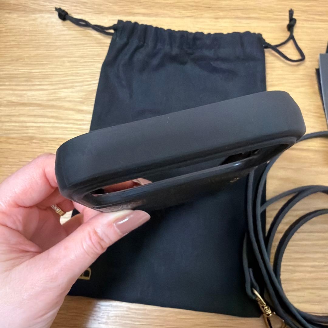 美品★BANDOLIER バンドリヤー iPhone17 17Pro