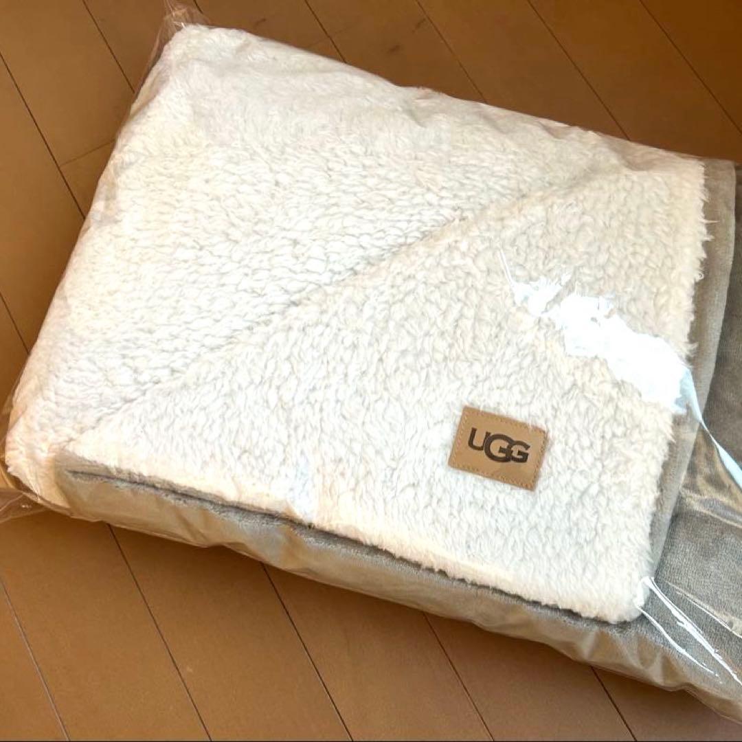「UGG」「防寒」「プレゼント」「完売」「即日発送」⭐︎フリースブランケット