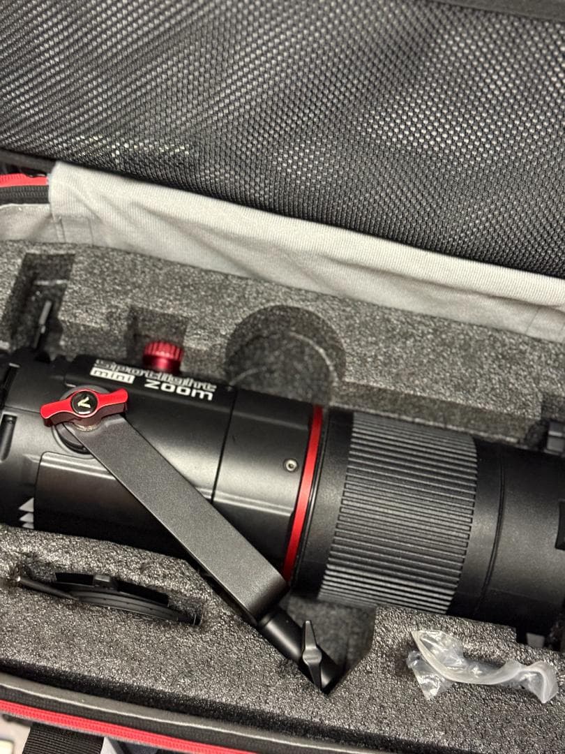 ビデオカメラ Aputure LS60 Spotlight Mini Zoom