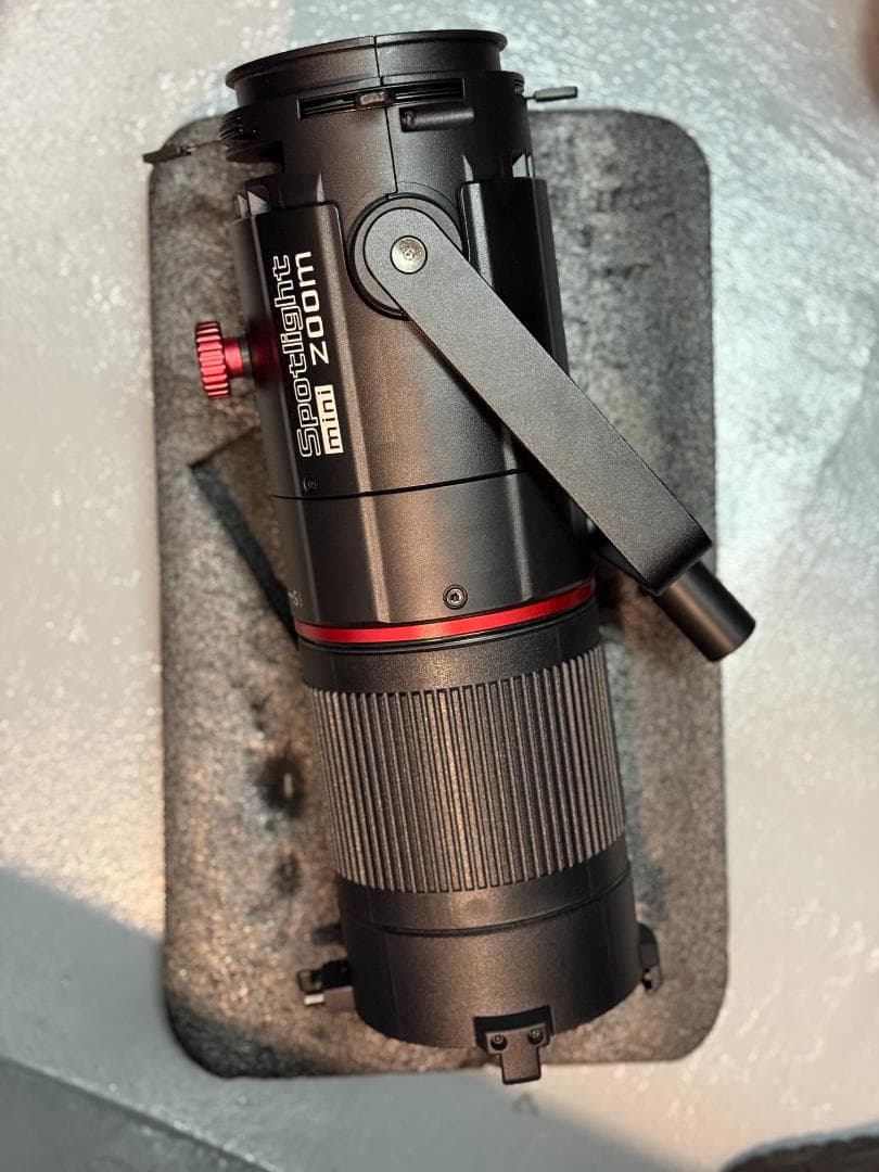 ビデオカメラ Aputure LS60 Spotlight Mini Zoom