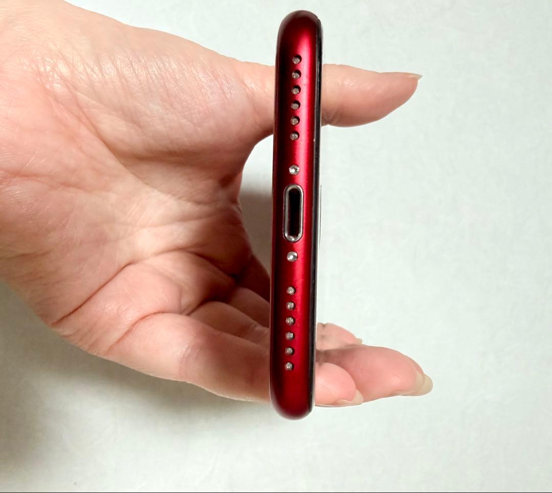 iPhone SE 128GBレッド SIMフリー 美品