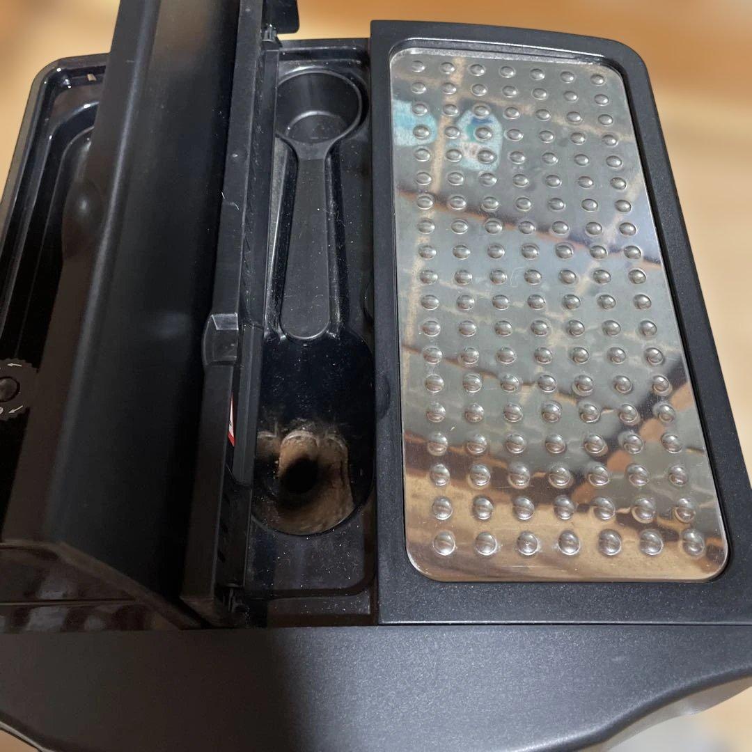 De'Longhi MAGNIFICA エスプレッソマシンESAM1000SJ