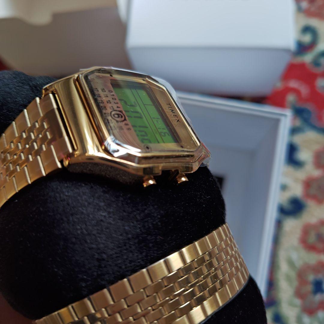 MM6 TIMEX ゴールド デジタル腕時計とブレスレットセット