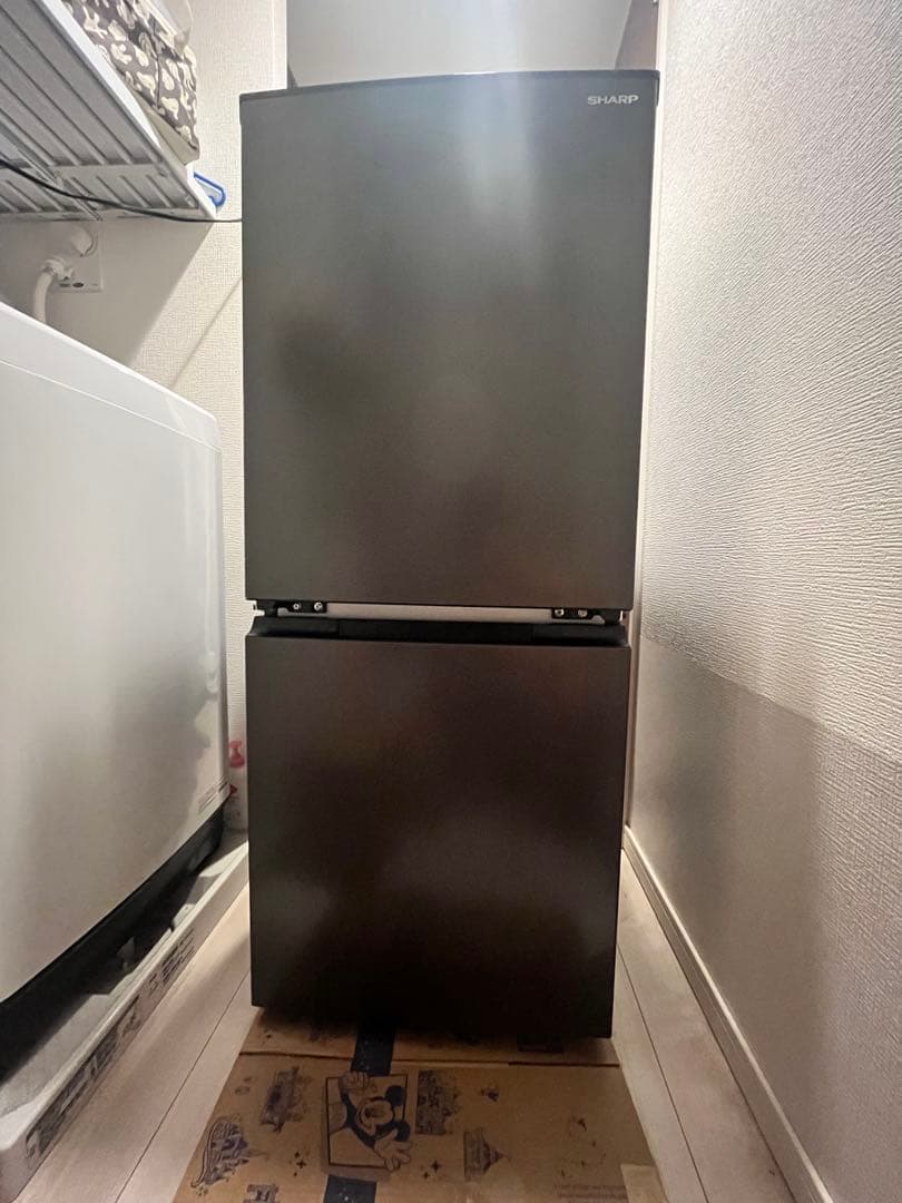 値下げ！！　シャープ　2ドア　冷蔵庫　高年式　　SJ-D15K-H