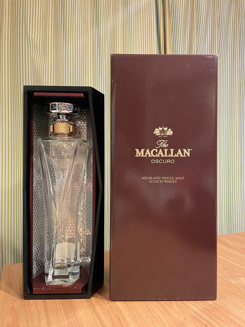MACALLAN Oscuro マッカラン　オスクーロ　空瓶　箱付き