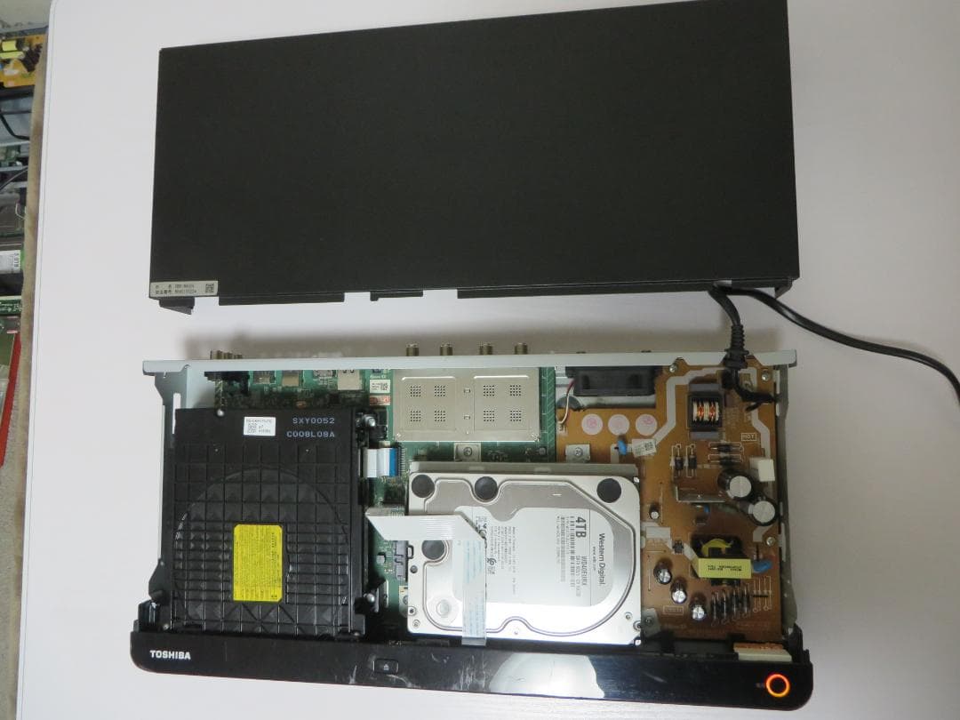 東芝ブルーレイレコーダー　DBR-M4008 2019年製　ジャンク美品