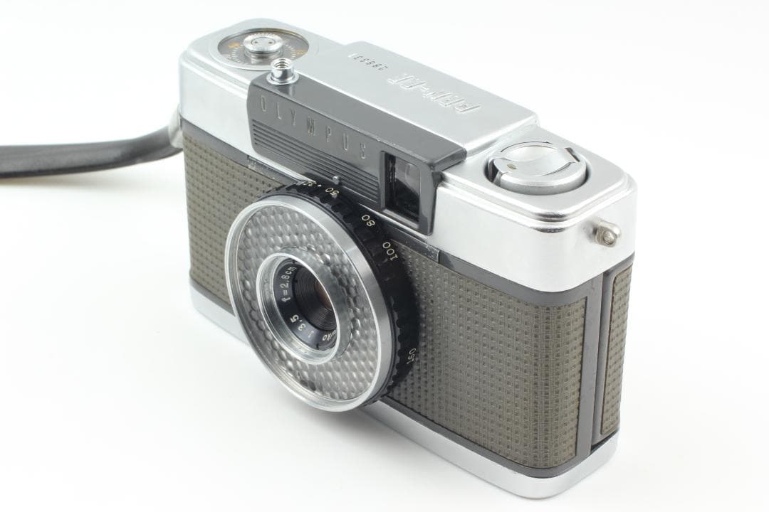 OLYMPUS PEN- EE　ハーフサイズフィルムカメラ