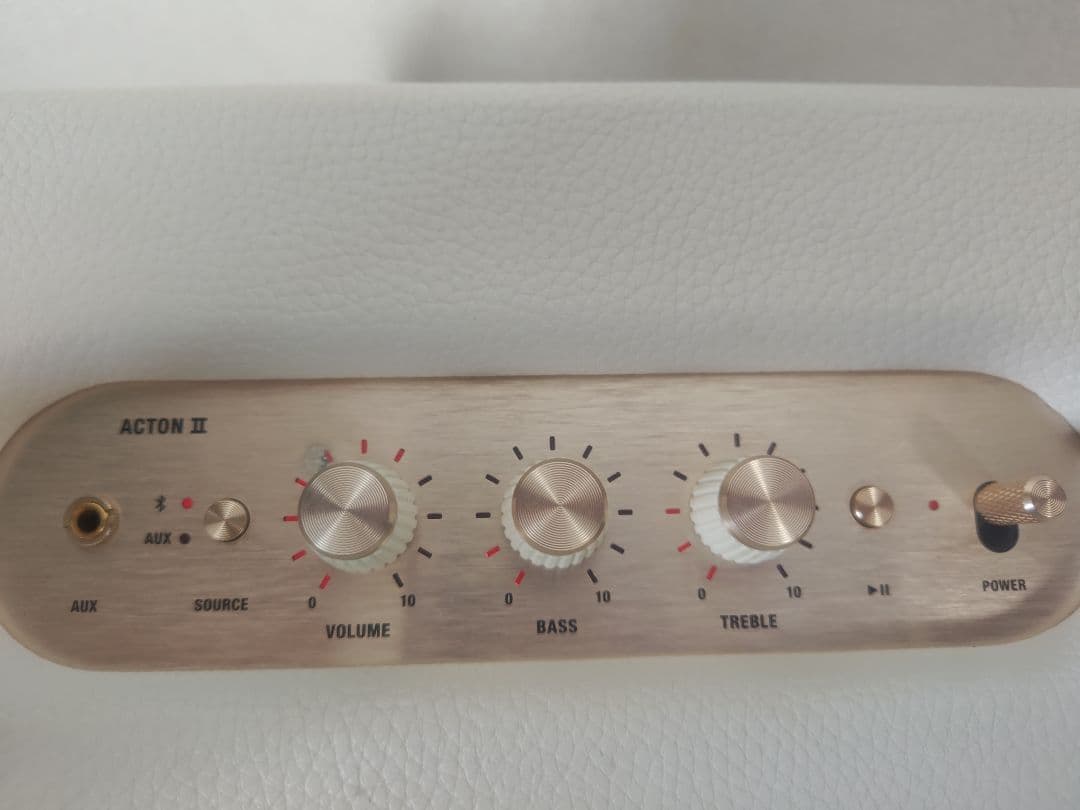 Marshall ホワイト スピーカー ACTON II