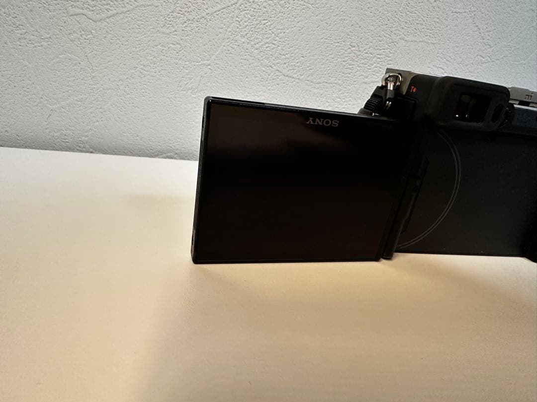 SONY α7C シルバー ズームレンズキット（純正リモコンRMT-P1BT付）