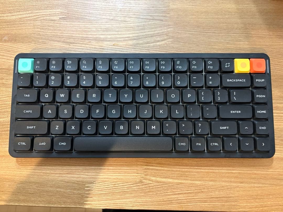 NuPhy Air75 V3 - Blush Nano 英語配列　赤軸付属