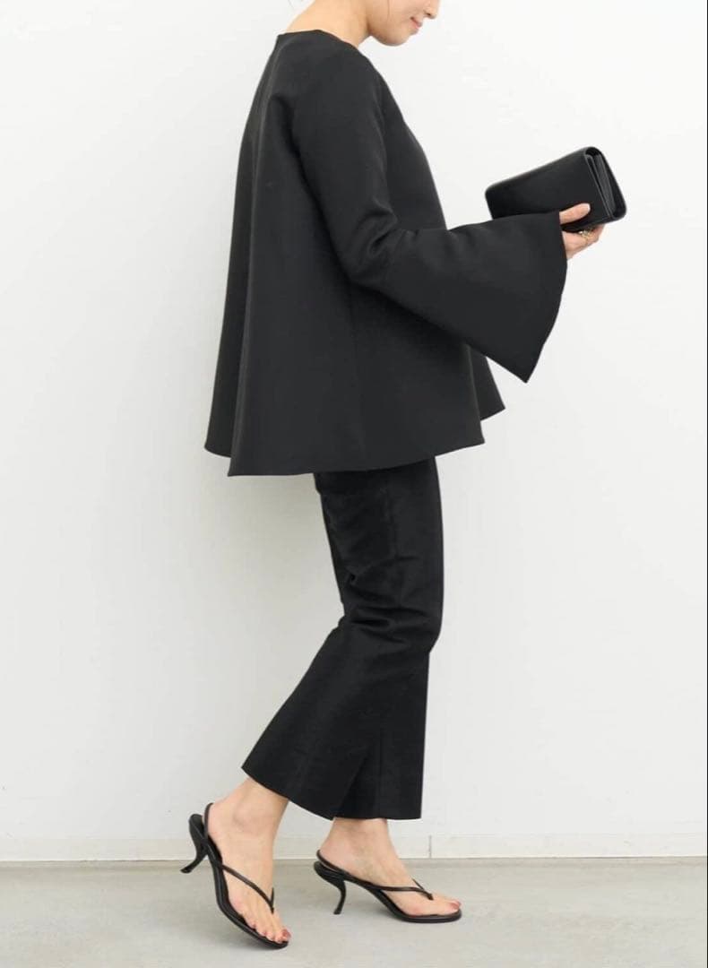 ドゥーズィエムクラス　CELERI BELL SLEEVE プルオーバー