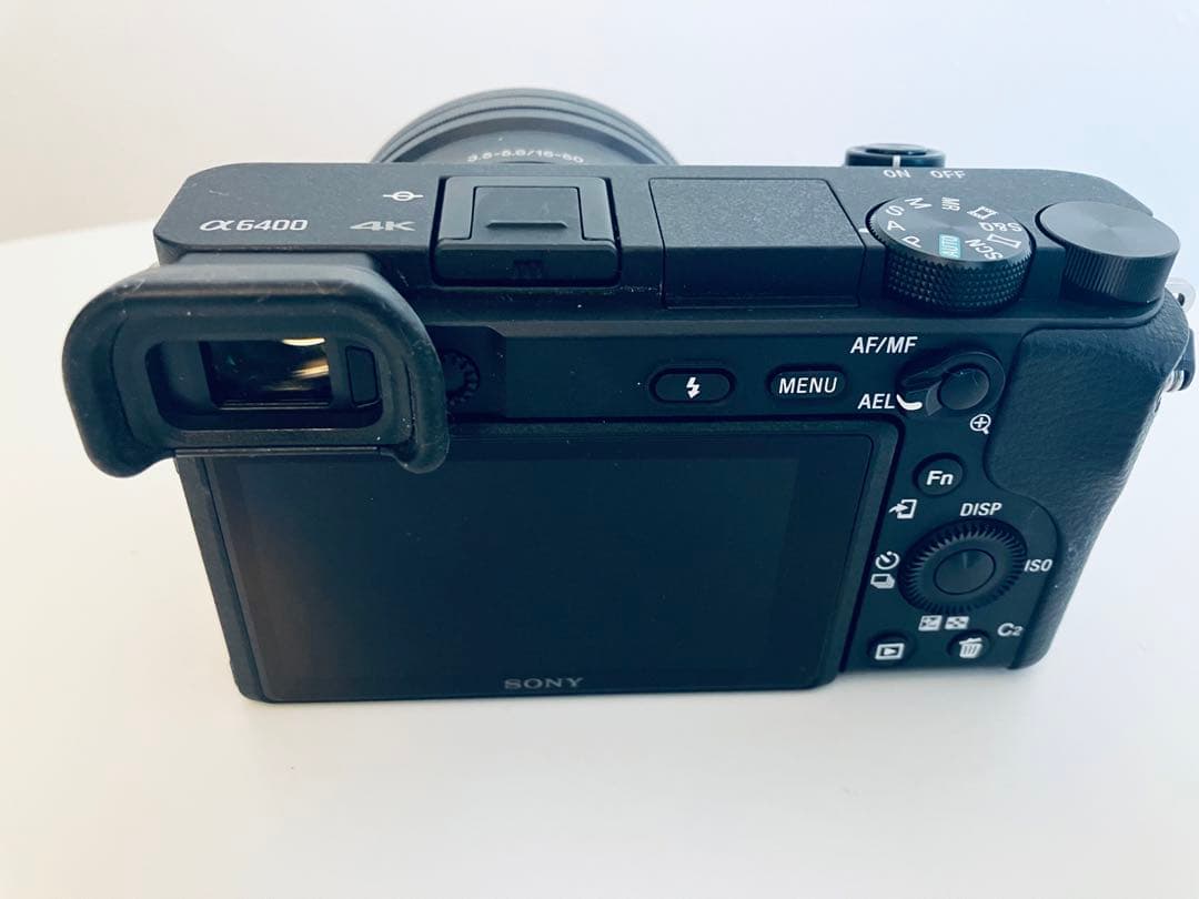 【初心者用備品付き】SONY α6400 ダブルズームレンズキット a6400