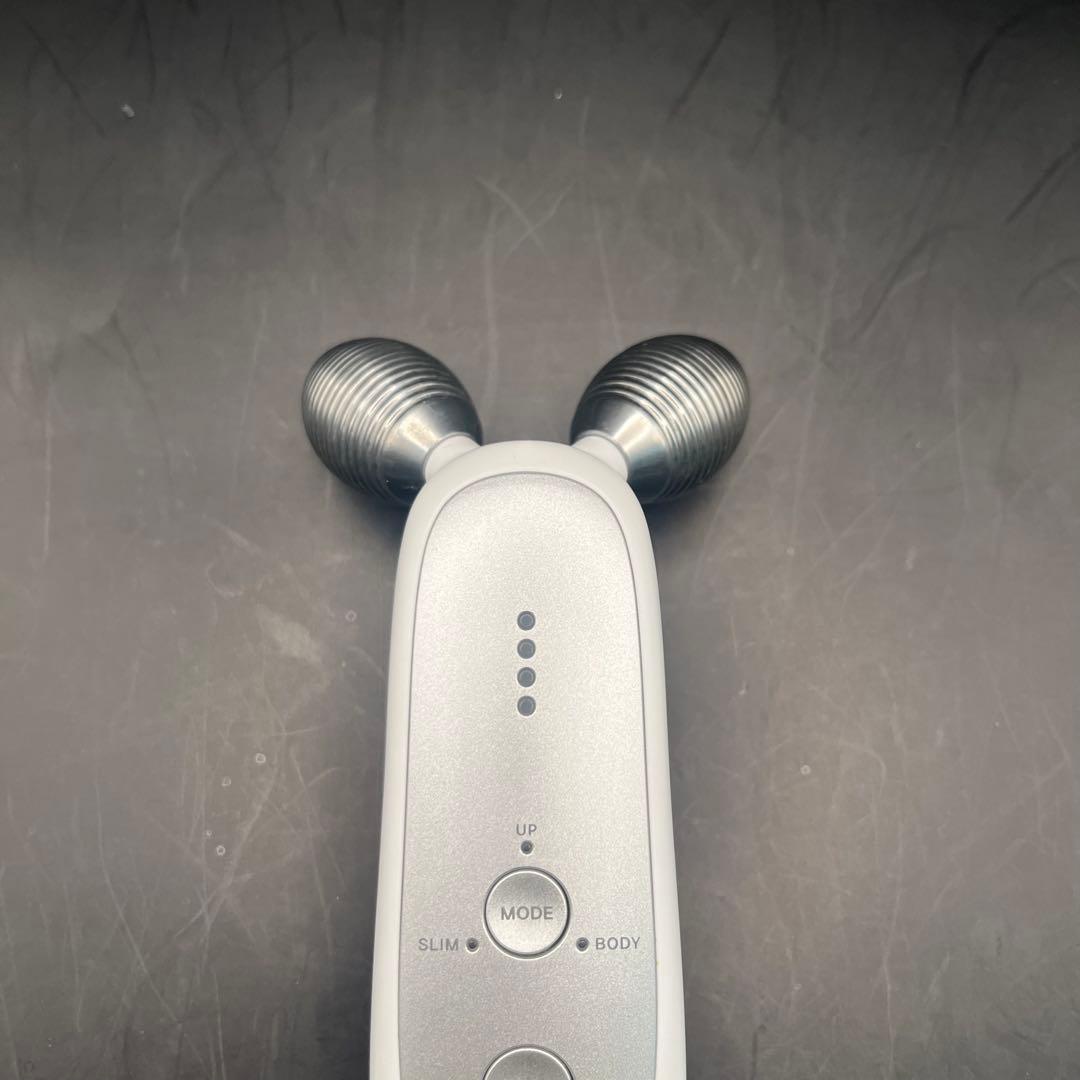 メディキューブ MEDICUBE AGE-R EMSダーマショット 美顔器