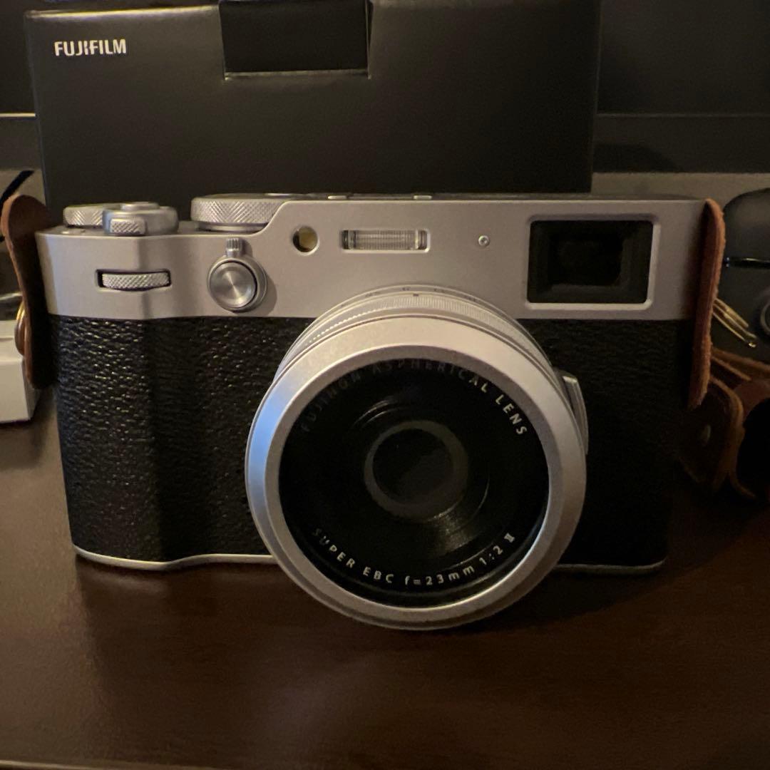 【美品】FUJIFILM X100VI シルバー　すぐ撮影セット