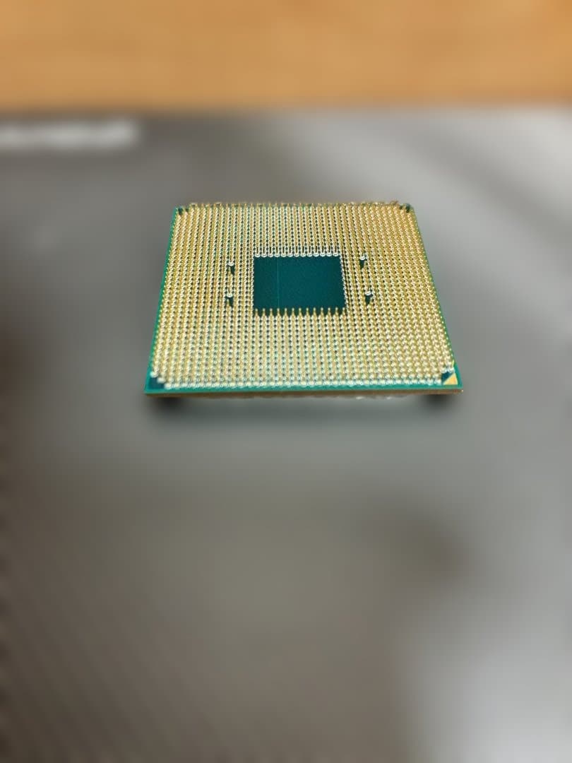 AMD Ryzen 5 5600X CPU【動作確認済み美品】