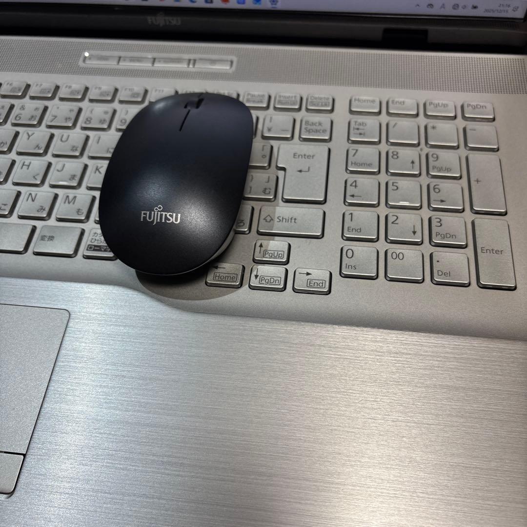 【17インチ】ノートPC 富士通 LIFEBOOK NH90/E2 メモリ32G