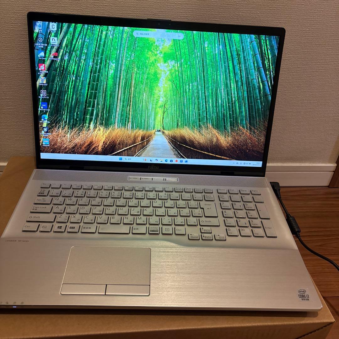 【17インチ】ノートPC 富士通 LIFEBOOK NH90/E2 メモリ32G