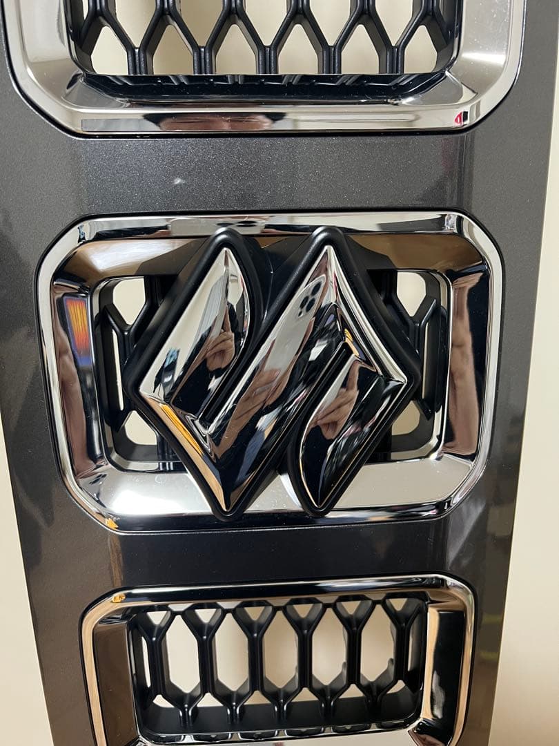 ジムニーノマド新車外しグリル