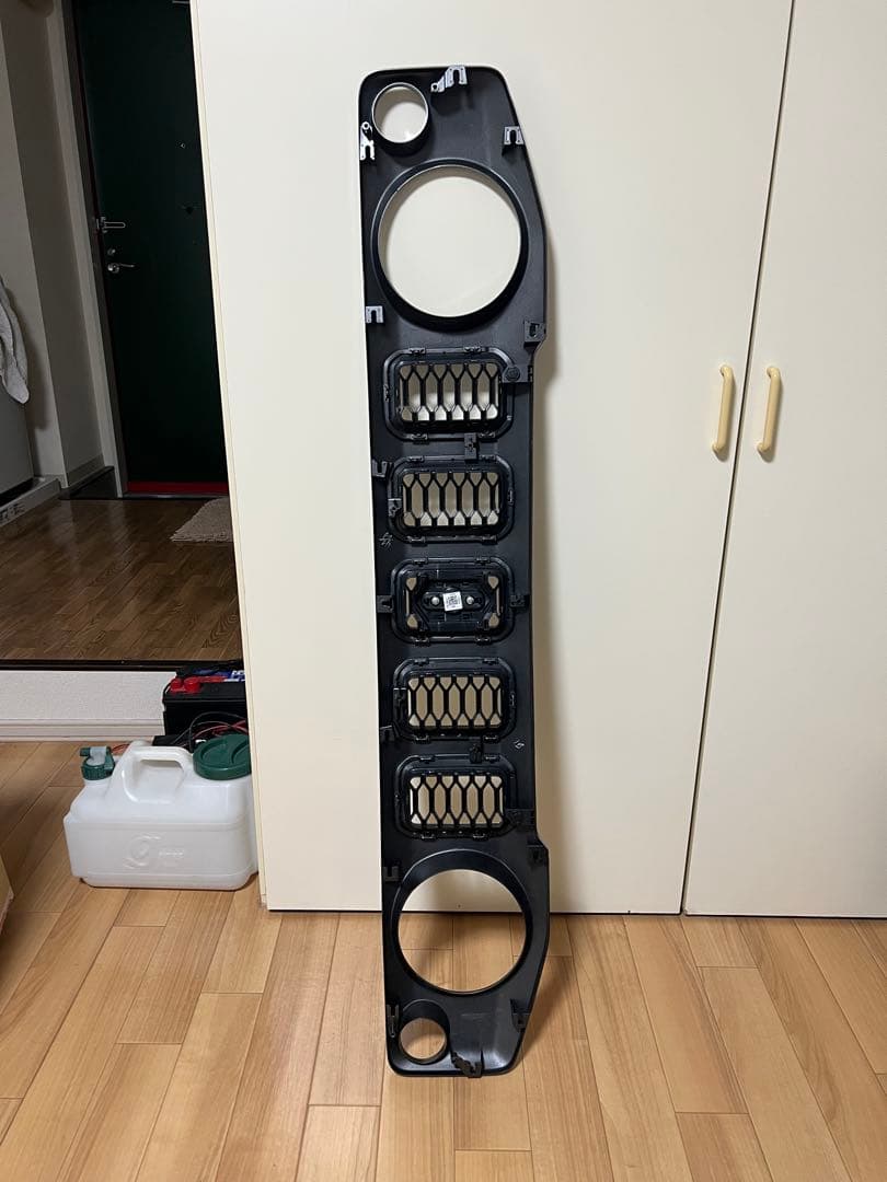 ジムニーノマド新車外しグリル