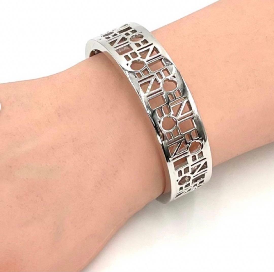 CELINE セリーヌ　ロゴ　メタル　バングル　シルバー　ブレスレット