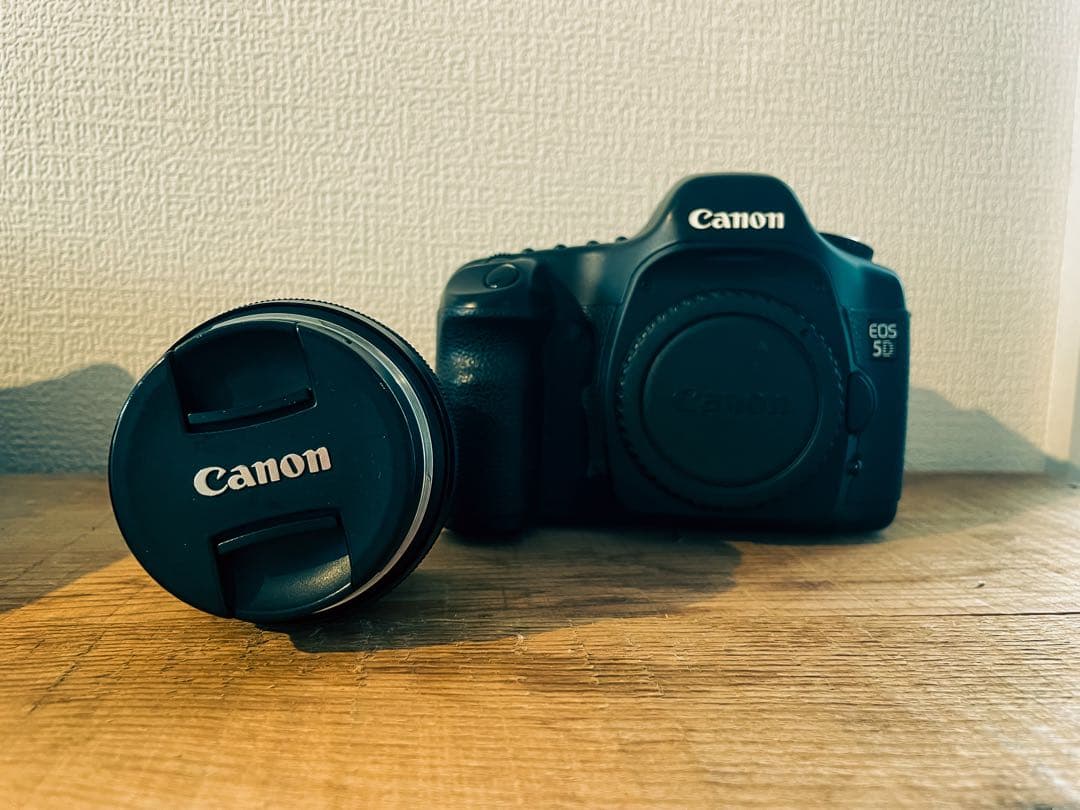 デジタルカメラ Canon EOS 5D & Carl Zeiss Planar 50mm