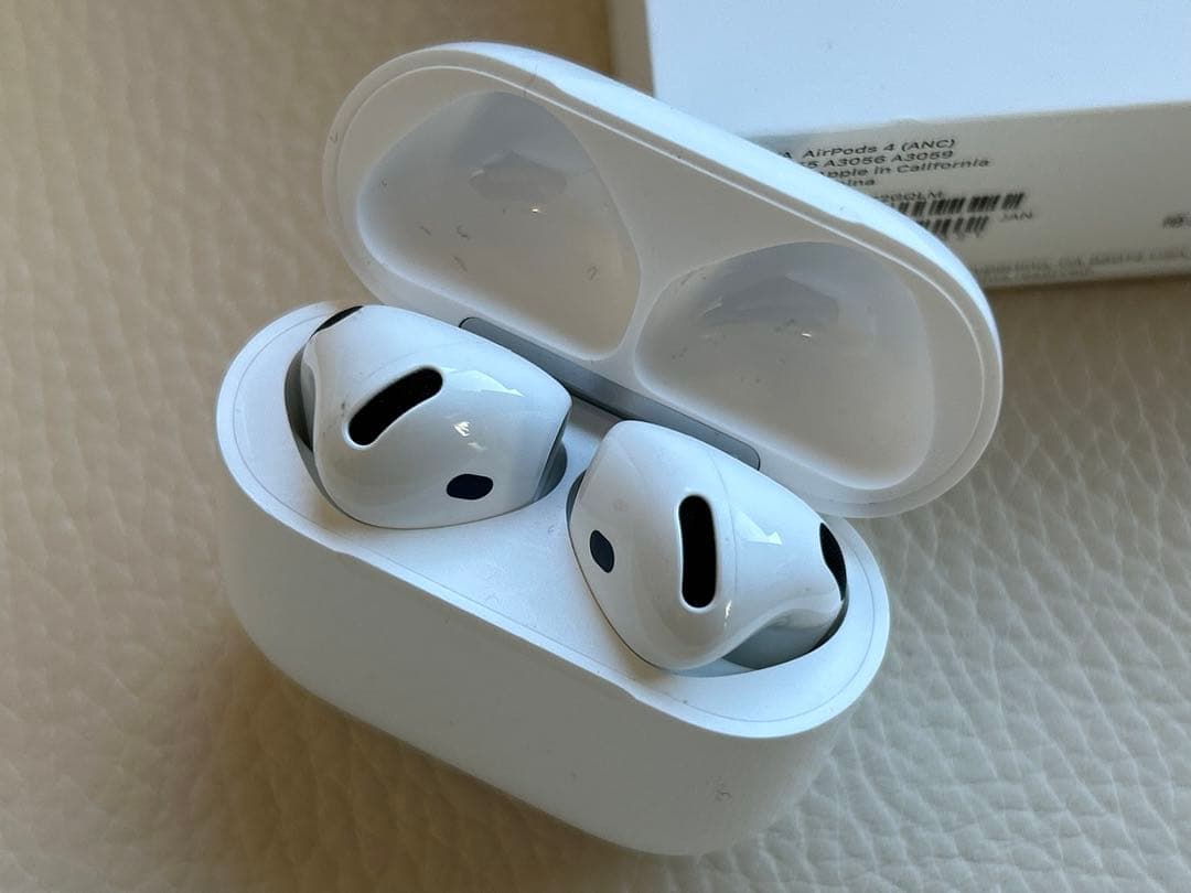 AirPods4 ノイズキャンセリング搭載 AppleCare+ 付き