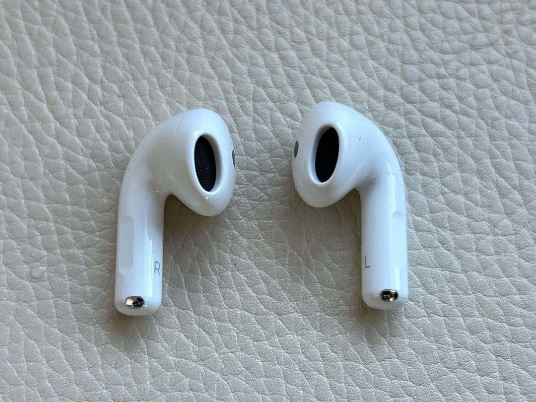 AirPods4 ノイズキャンセリング搭載 AppleCare+ 付き