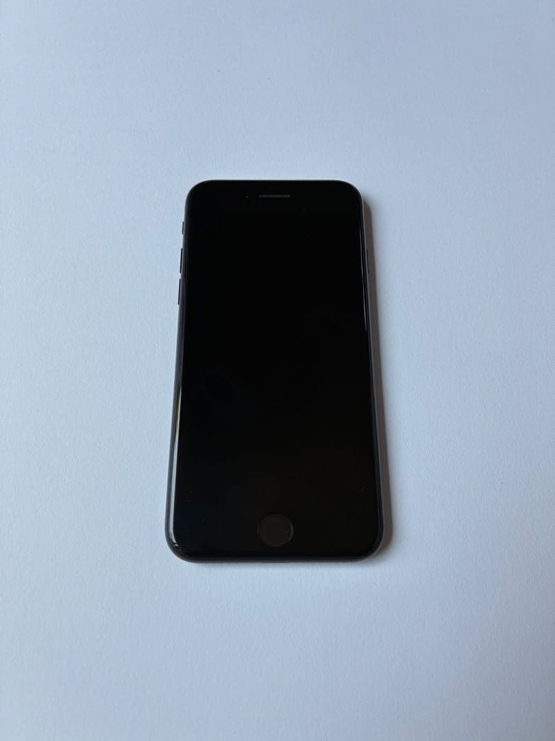 iPhone SE 64GB SIMフリー 第3世代 ブラック 正規品