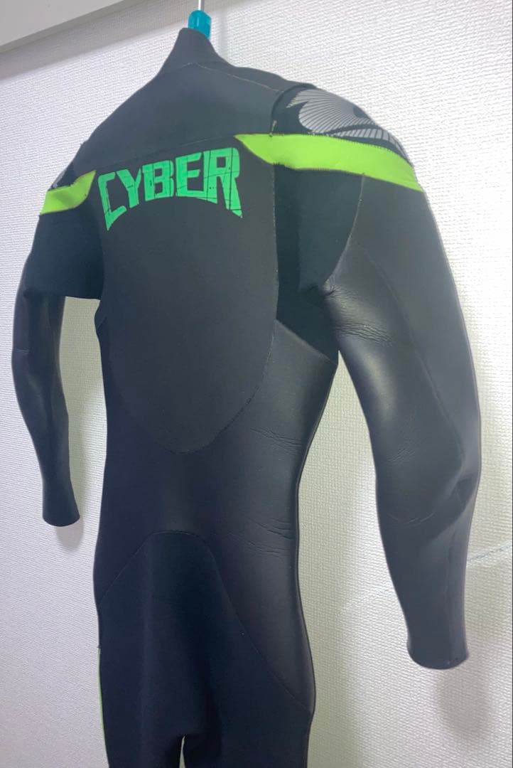 マコCYBER⭐️5/3mm セミドライML相当ウェットスーツ　ノンジップ
