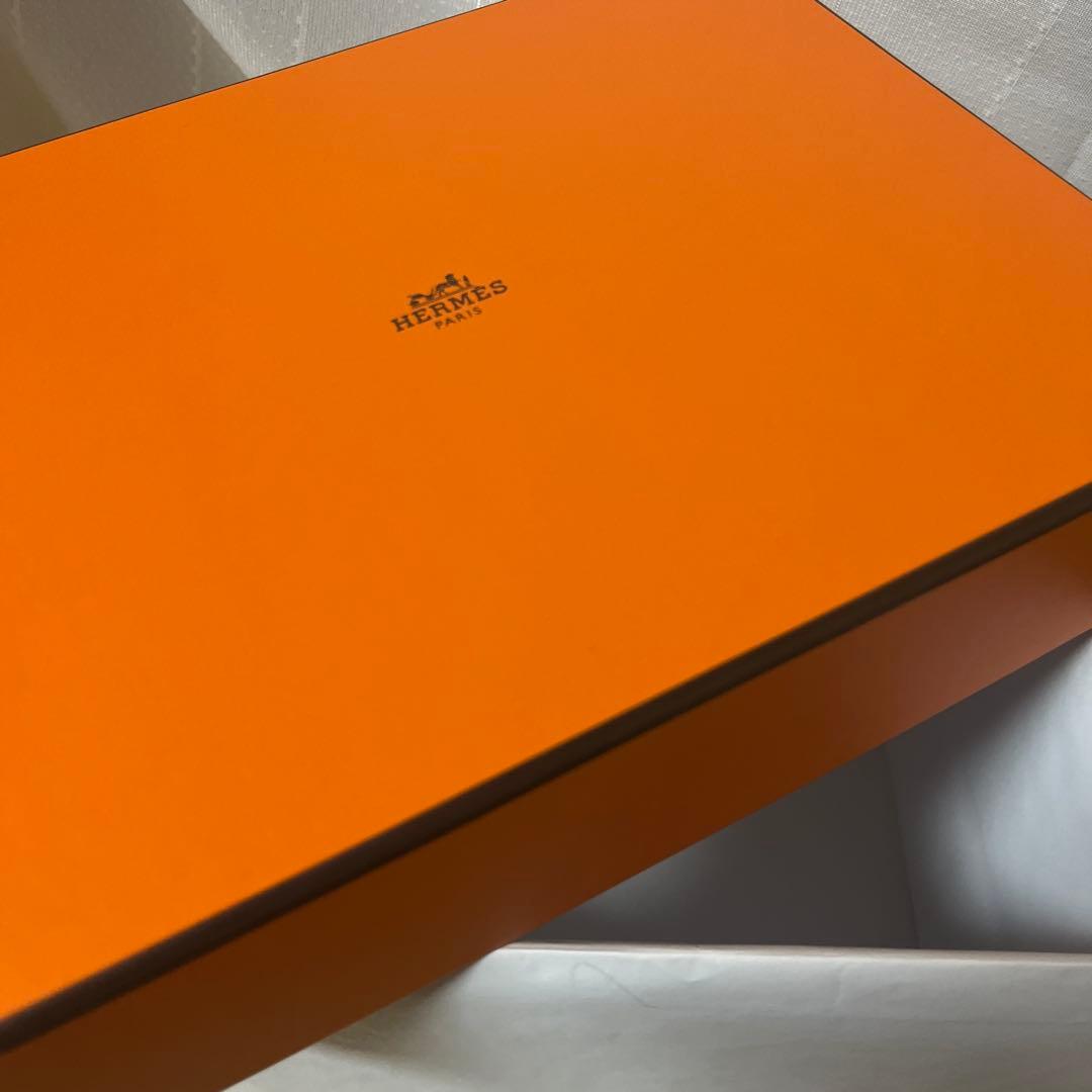 エルメス箱21cm x 27cm x 21cm エルメス　ピコタンロックPM z