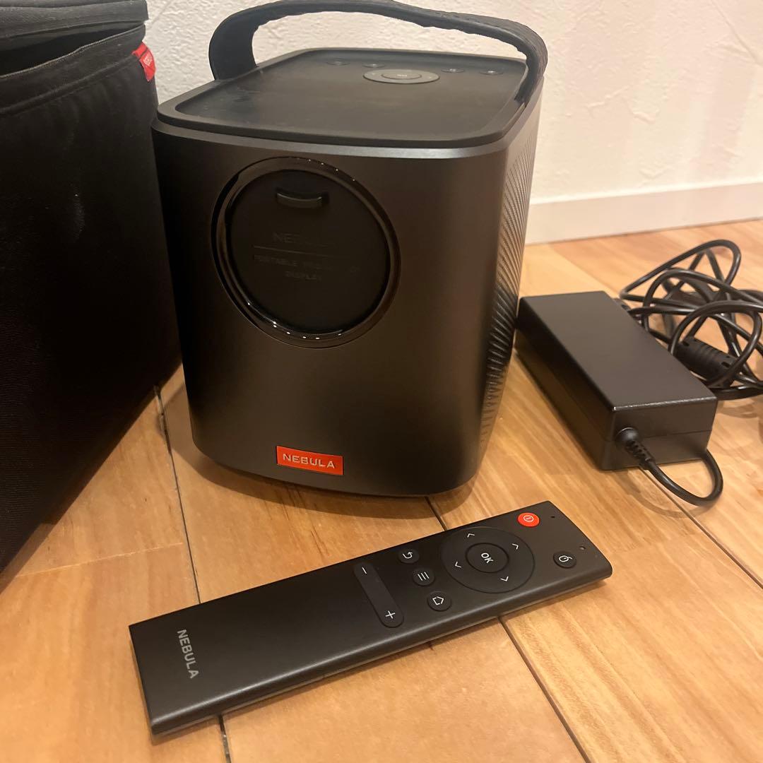 Anker Nebula Mars II プロジェクター