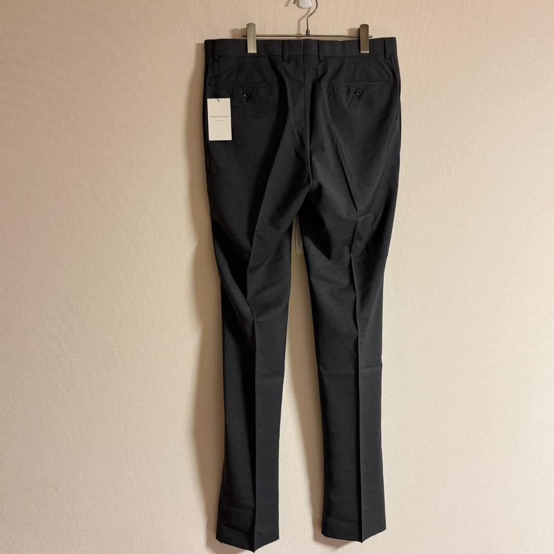 【未使用】 TOMORROWLAND 2プリーツ パンツ 50 チャコールグレー