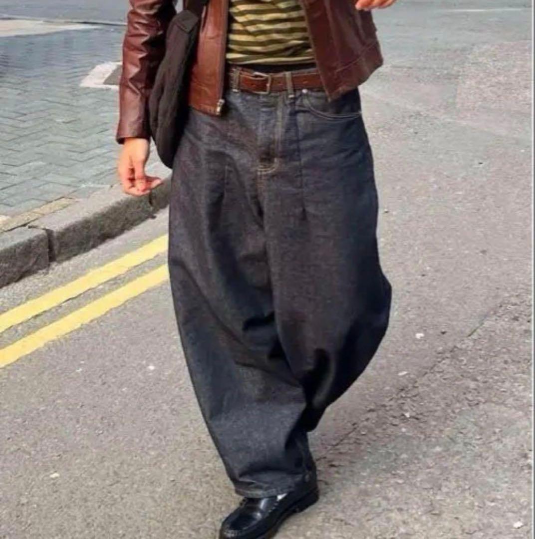 早い者勝ち！estudio niksen balloon jeans