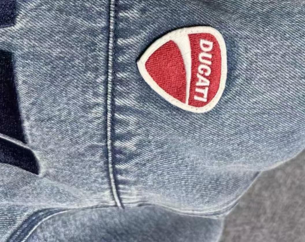 Supreme x DUCATI フーデッドレーシングジャケット