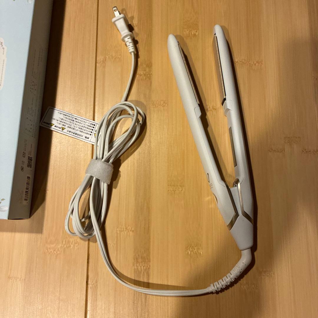 KINUJO ストレートヘアアイロン DS200 ホワイト　【美品】