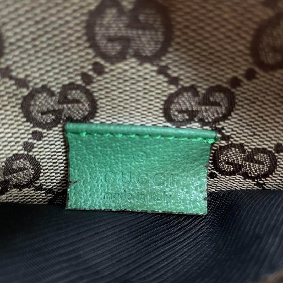 美品 GUCCI ボディバッグ キャンバス グリーン シェリーライン レザー