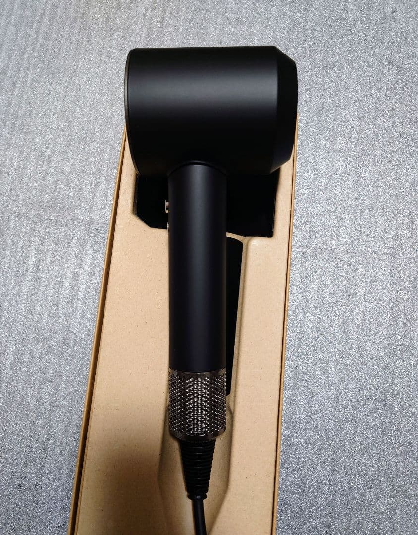 ほぼ未使用品 24年製 Dyson hd08 ダイソン ヘアドライヤー 爆風速乾