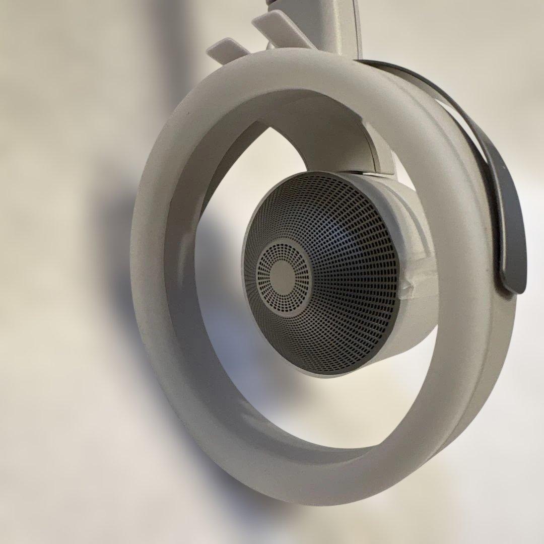 【新品・未使用】nwm ONE ライトグレイ MBH001 ワイヤレスヘッドホン