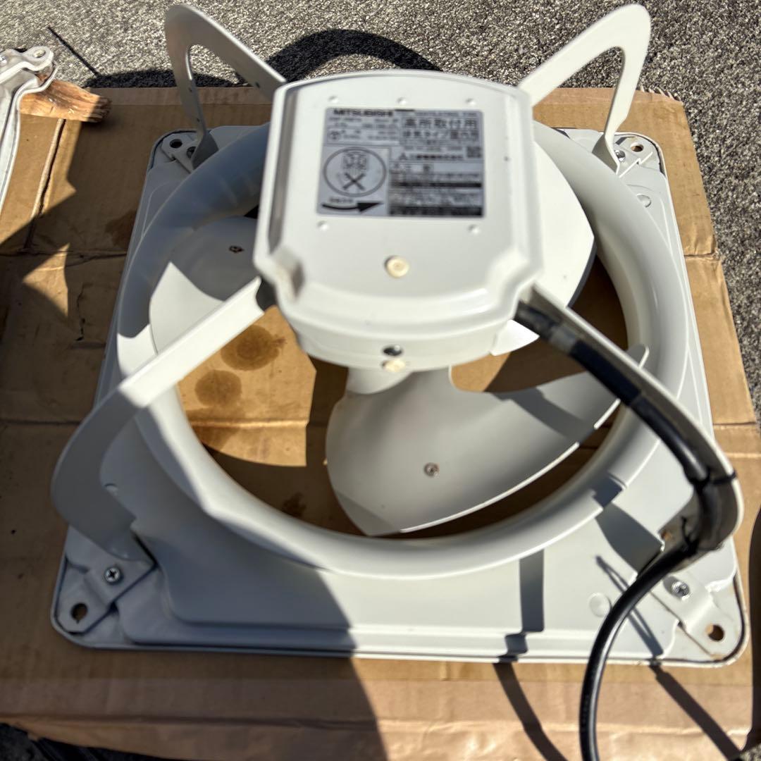 三菱　 業務用EWF-30BTA 30cm 高所取付用 屋内用 排気タプ