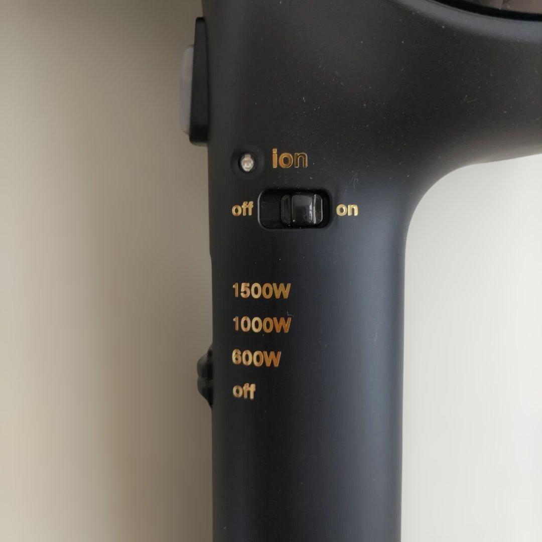 Nobby NB3100 　マイナスイオンヘアドライヤー