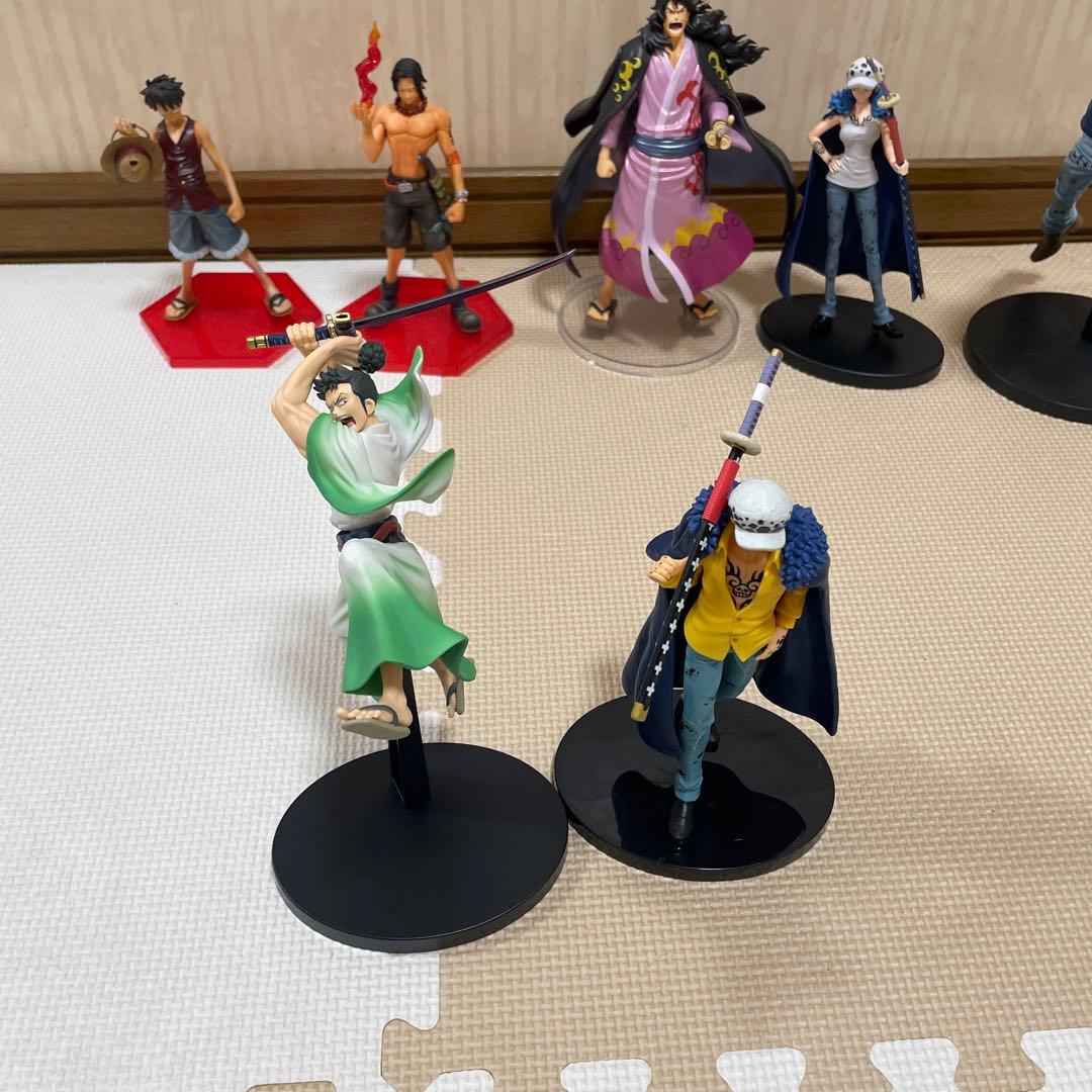 ワンピースフィギュア　24個まとめ売り