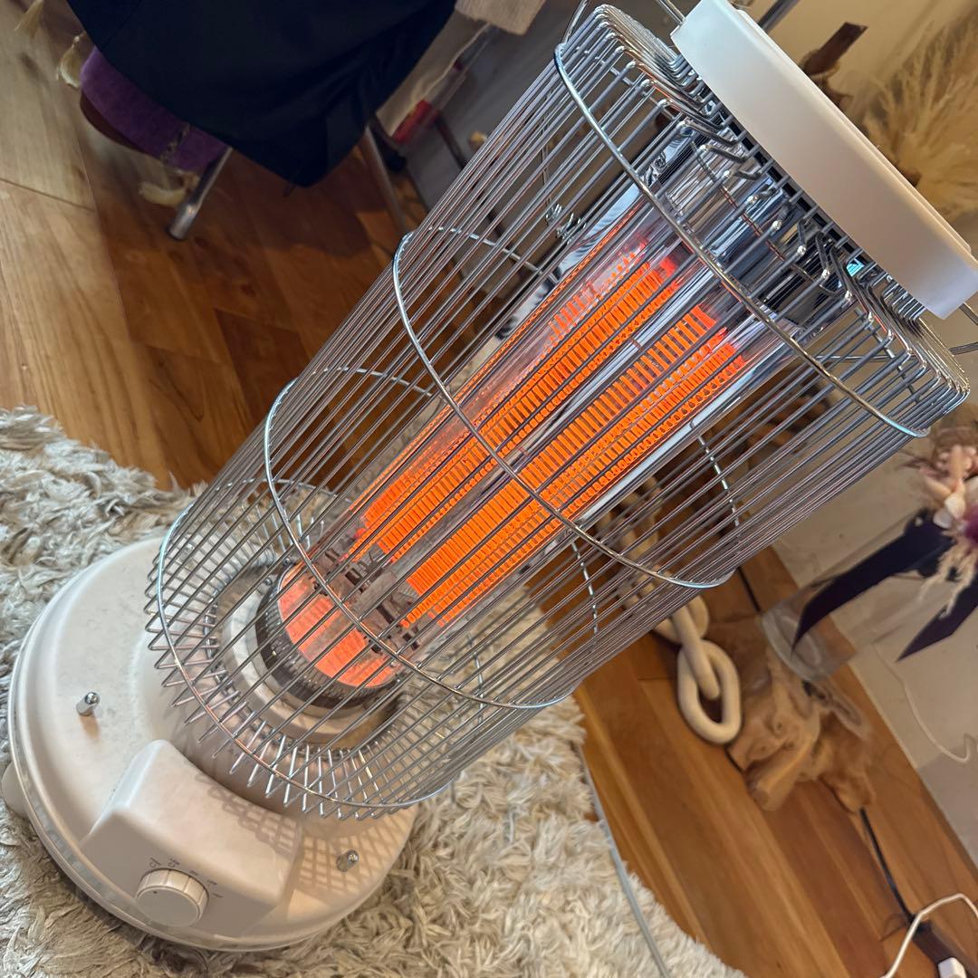 美品AND・DECOカーボンヒーター ベージュ