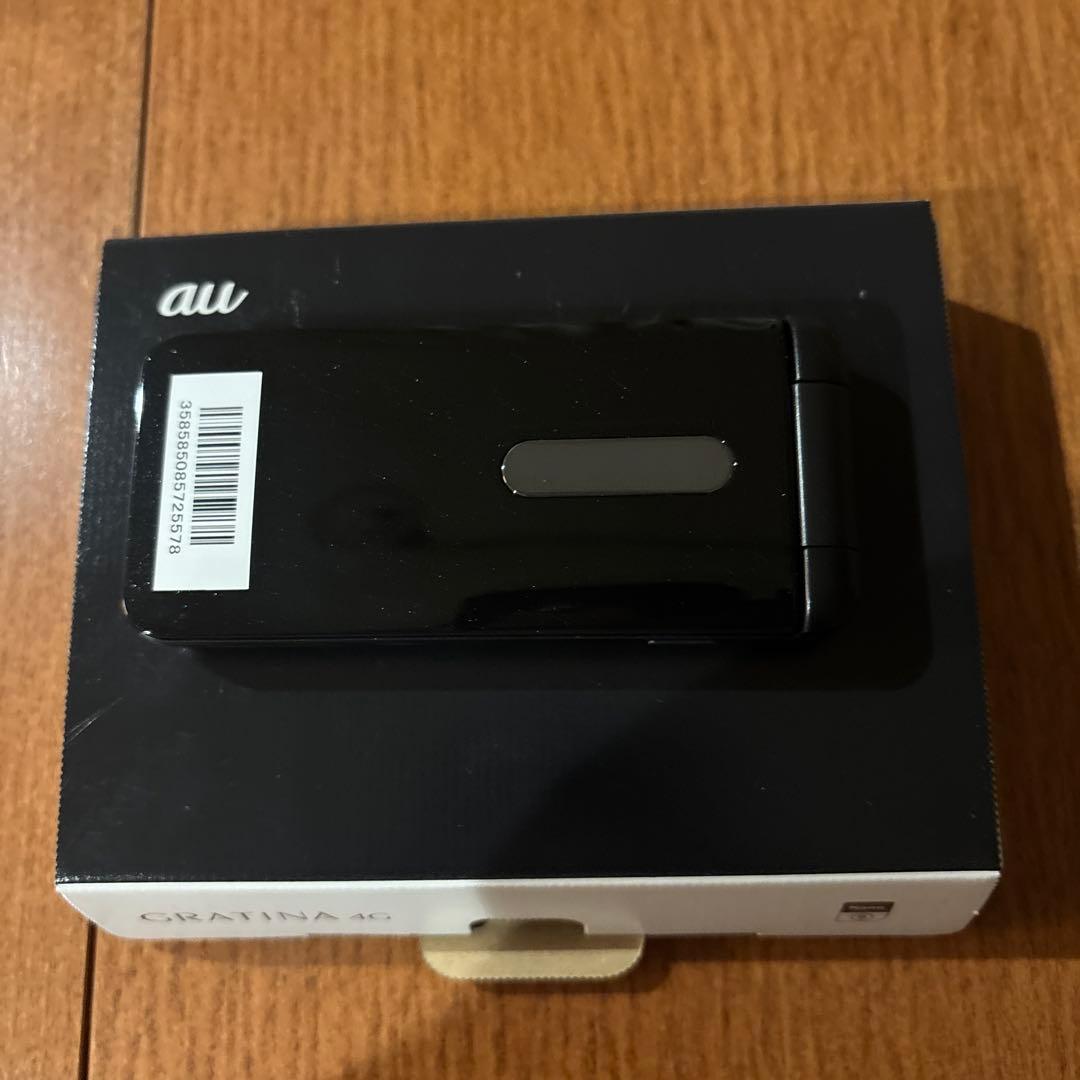 新品未使用au GRATINA 4G KYF31 ブラック SIMロック解除済