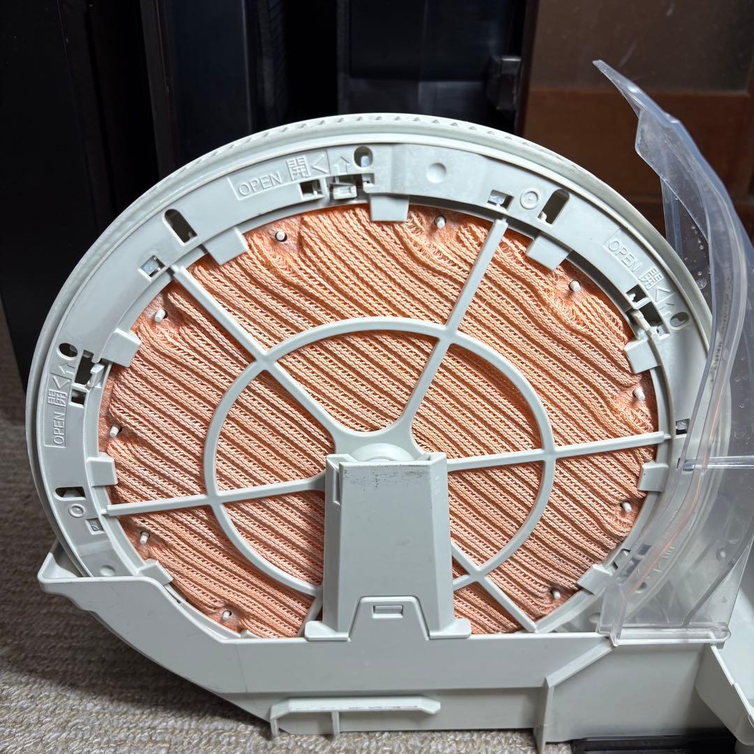 美品 ダイキン工業　除加湿ストリーマ空気清浄機 ACZ70W-T