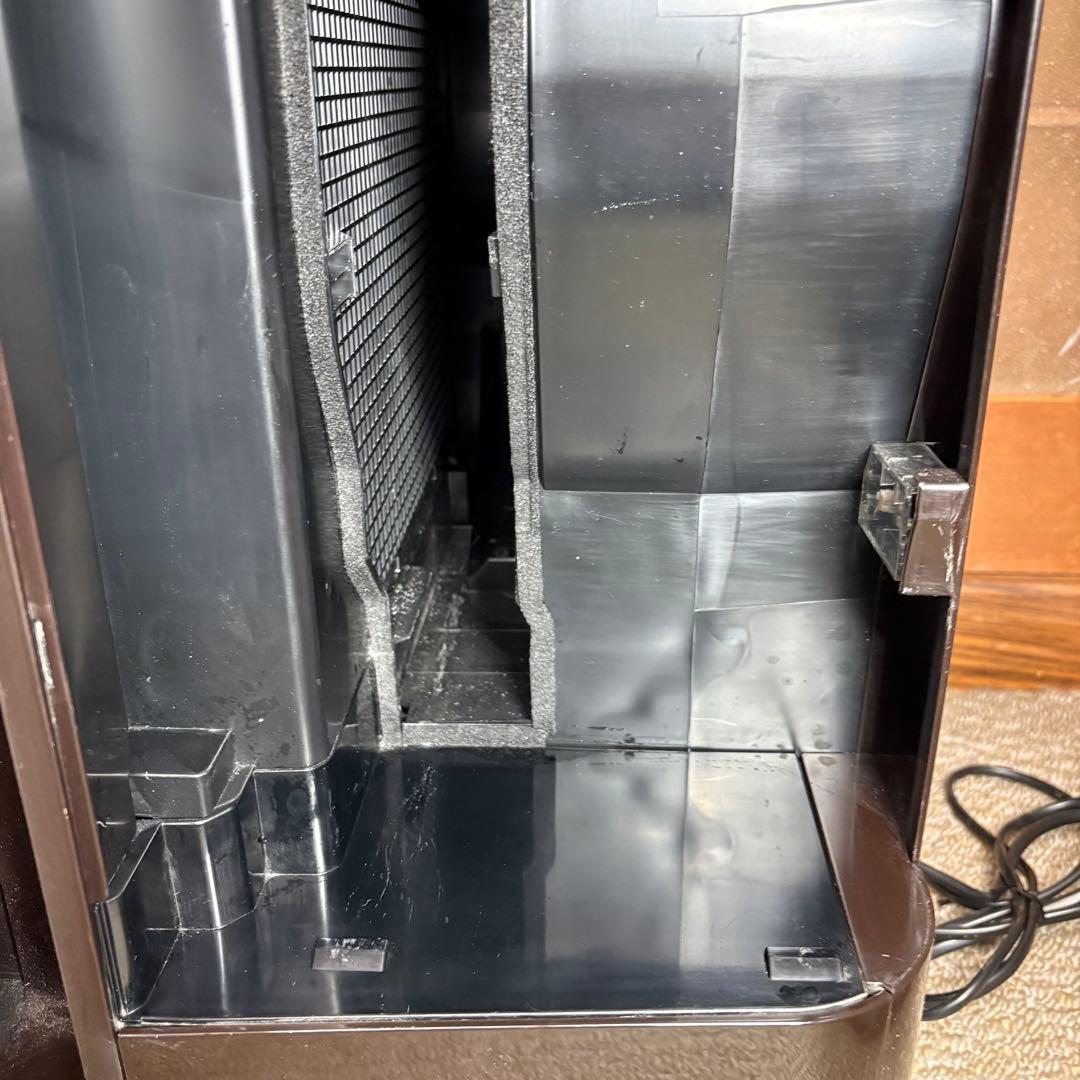 美品 ダイキン工業　除加湿ストリーマ空気清浄機 ACZ70W-T