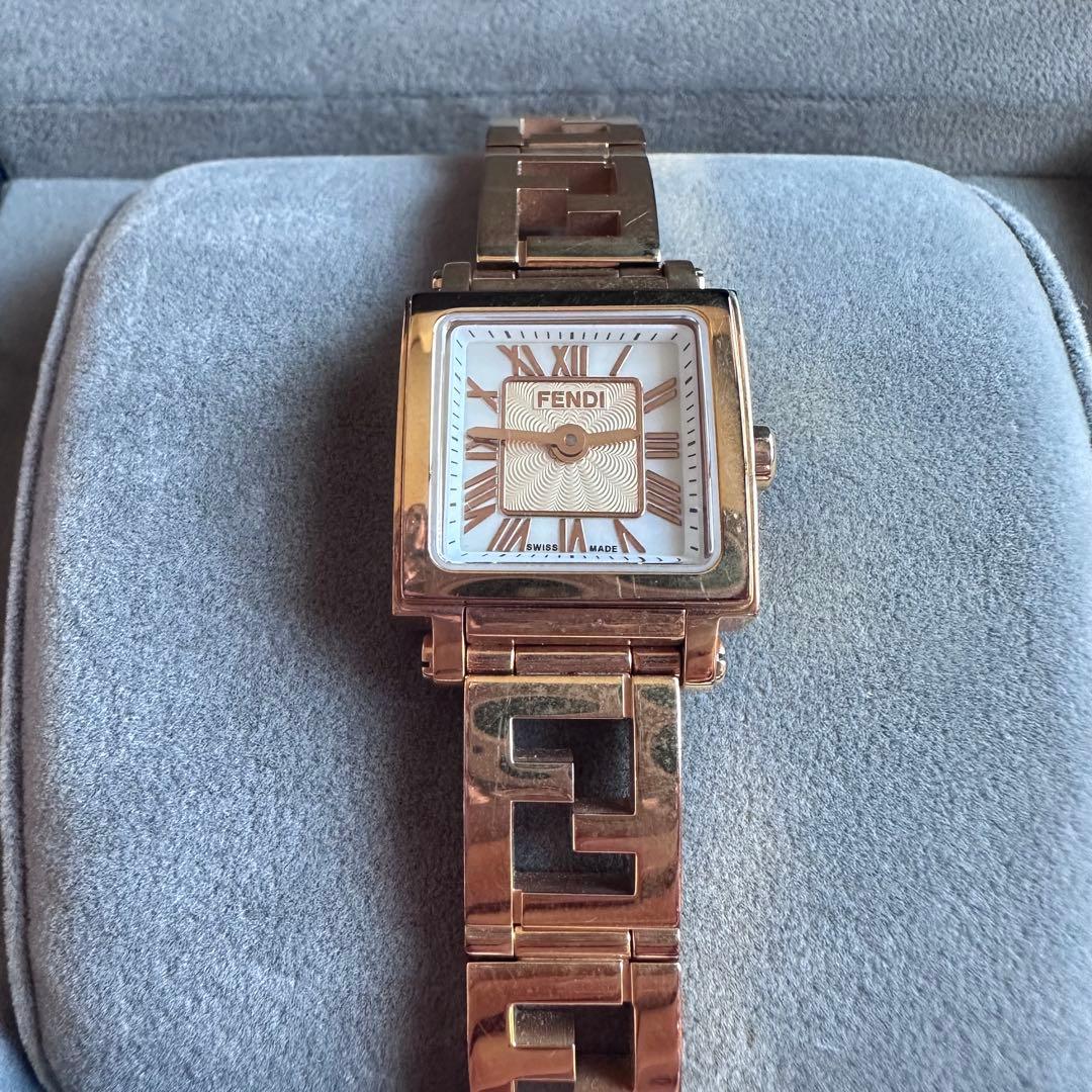 FENDI クアドロミニ 腕時計