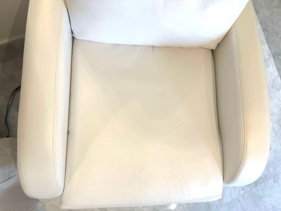 電動リクライニングチェア　SISTA シスタ　ホワイト【送料込み】